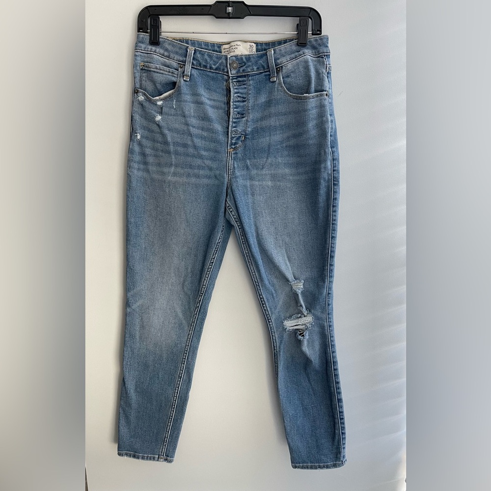 Classic Blue Distressed Women Jeans